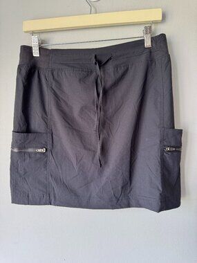Te Verde Skort Size Medium Black